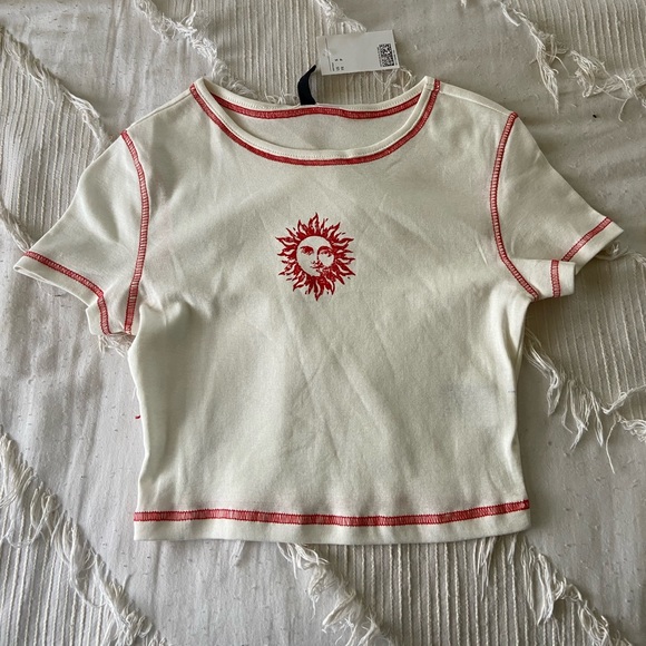 H&M Baby Tee - Picture 1 of 5